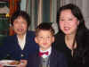 xuwenfamily.jpg (178072 bytes)